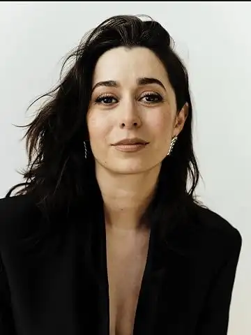 کریستین میلیوتی عکس و بیوگرافی کریستین میلیوتی (Cristin Milioti)