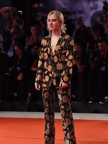 آنائیس گالاگر عکس و بیوگرافی آنائیس گالاگر (Anaïs Gallagher)